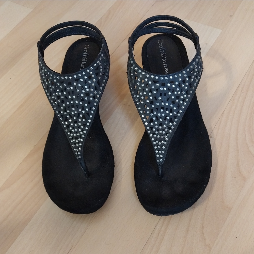 Croft And Barrow Womens Size 7 Skyway Ortholite Wedge Sandals With Rhinestones